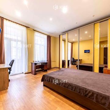 Данилевського вул., 10