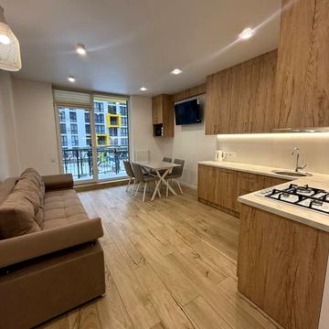 Дениса Січинського вул., 2а