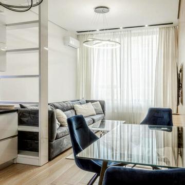 Ділова вул. (Димитрова), 1/2