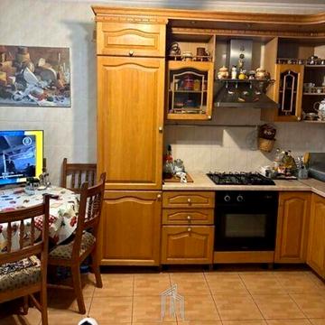 Хмельницька вул., 10