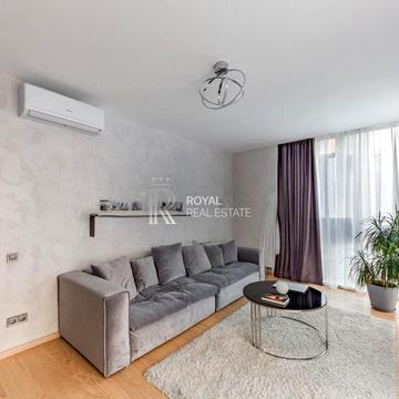 Джона Маккейна вул. (Івана Кудрі), 1-Б