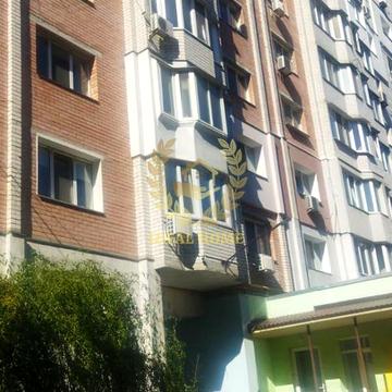 Пономарьова вул., 2/2