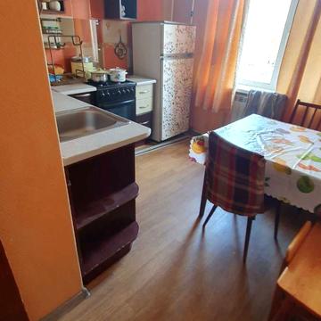 Киргизька вул., 12