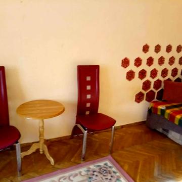 Васильченка вул., 6