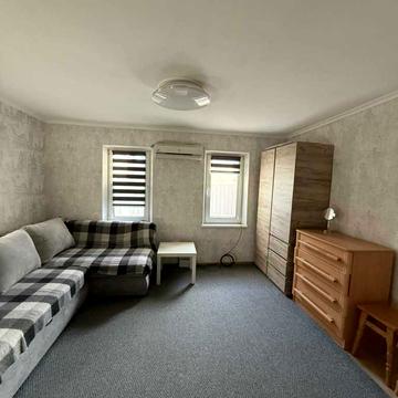 Індустріальна, 2/15