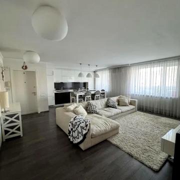 Євгена Чикаленка вул., 66