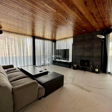 Євгена Коновальця вул. (Щорса), 36-Е