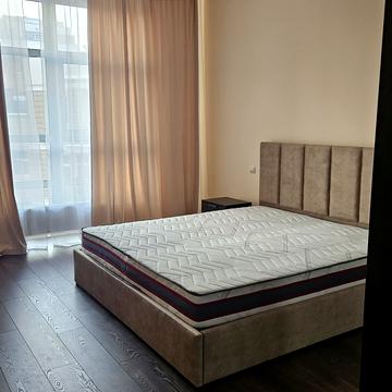 Саперне Поле вул., 12