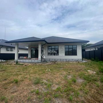 Зоряна вул.