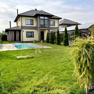 Андріївська вул., 3