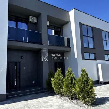 Центральна вул.