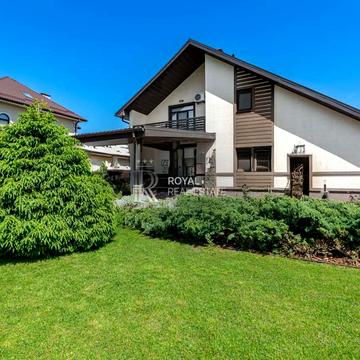 Центральна вул.