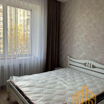 Капушанська вул., (Будинок)