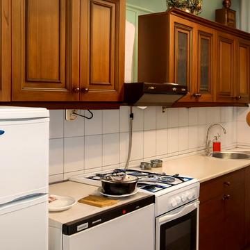 Алли Горської вул., 3