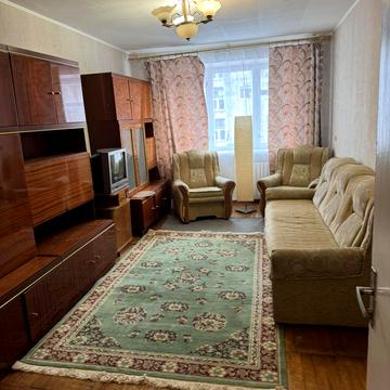 Володимира Івасюка вул., 1