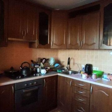 Полярна вул., 3