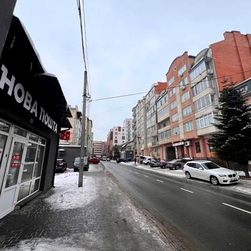 Залізнична вул., 9а