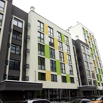 Угорська вул., 12