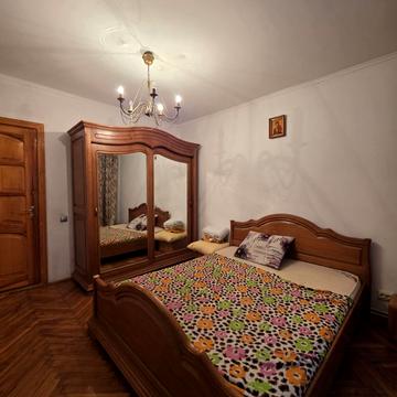 Марка Черемшини вул., 6