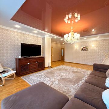 Олександра Поля просп. (Кірова), 16