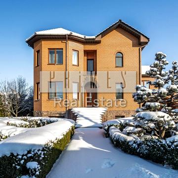 Петропавлівська вул., 50