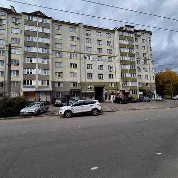 Тролейбусна вул., 15