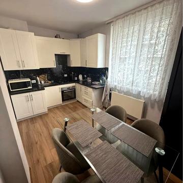 Малоголосківська вул., 25