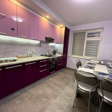 Степана Бандери просп., 36