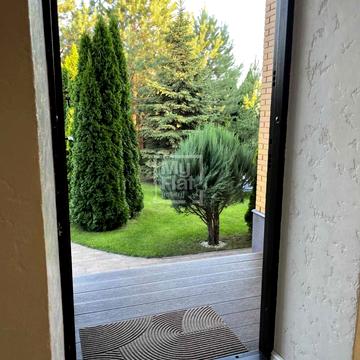 Лесі Українки вул., (Будинок 5)