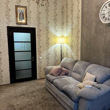 Миколи Василенка вул., 1