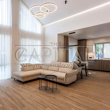 вул. Привітна, 7