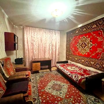 Героїв України просп. (Героїв Сталінграду), 17