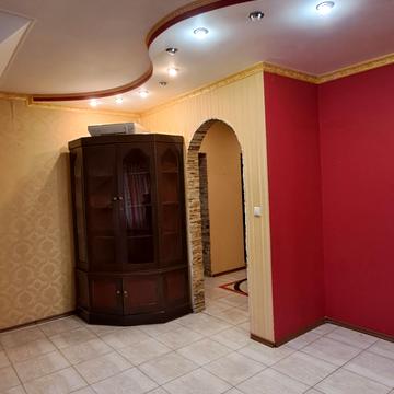 Івана Франка вул., 56