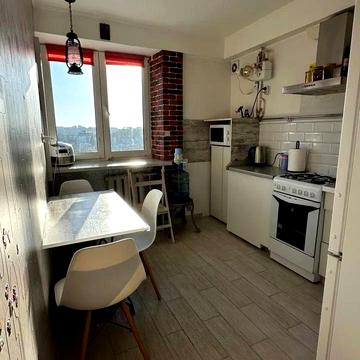 Копальна вул., 6