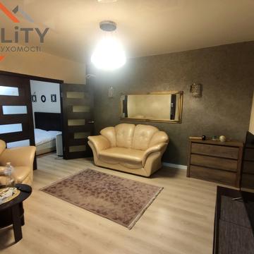 Левка Лукяненка вул. (Василя Жуковського), 16, 18, 20, 24