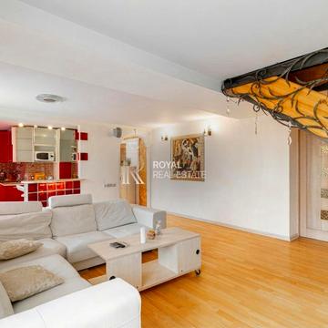 Ентузіастів вул., 3