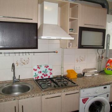 Олександра Поля просп. (Кірова), 82-А