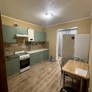 Григорія Сковороди вул., 17