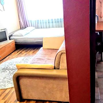 Володимира Івасюка просп. (Героїв Сталінграду), 35