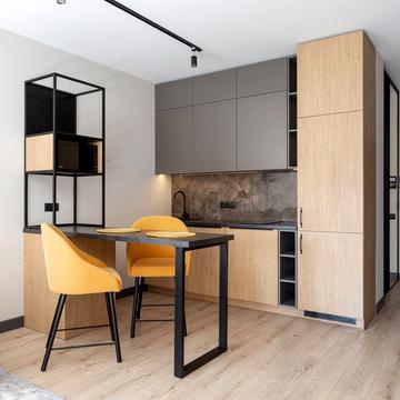 Березнева вул., 12