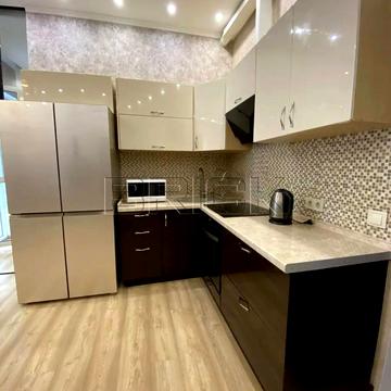 Зарічна вул., 1-В