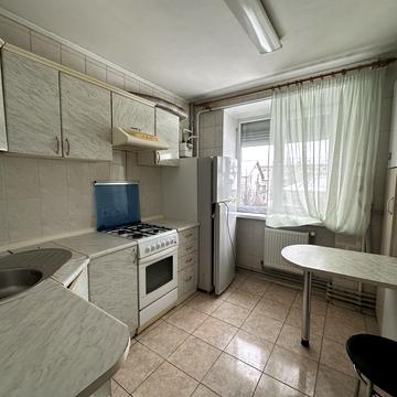 Довга вул., 47