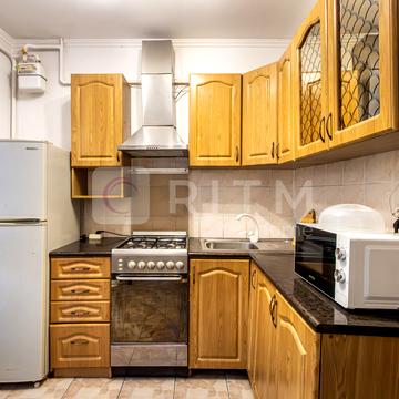 Гната Хоткевича вул., 46/2