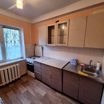 Михайла Донця вул., 19-Б