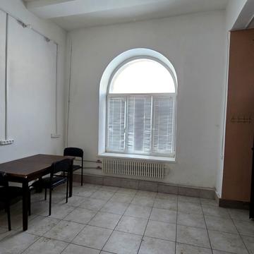 Салтівське шосе, 12