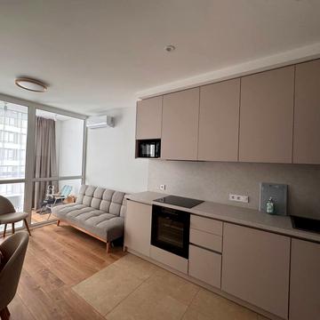 Дніпровська набережна вул., 15-Ж