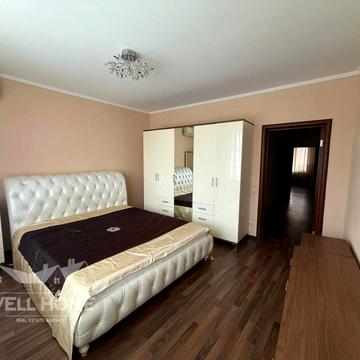 Дніпровська набережна вул., 19-В