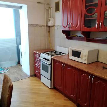 Угорницька вул., 12а