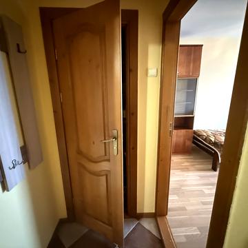 Закарпатська вул., (Будинок)