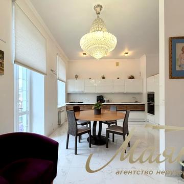 Рейтарська вул., 5